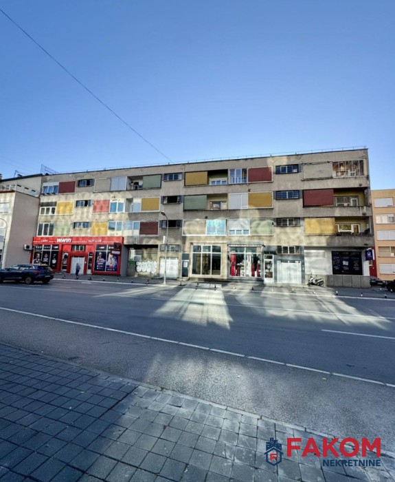 Iznjamljuje se kancelarijski prostor u Centru grada