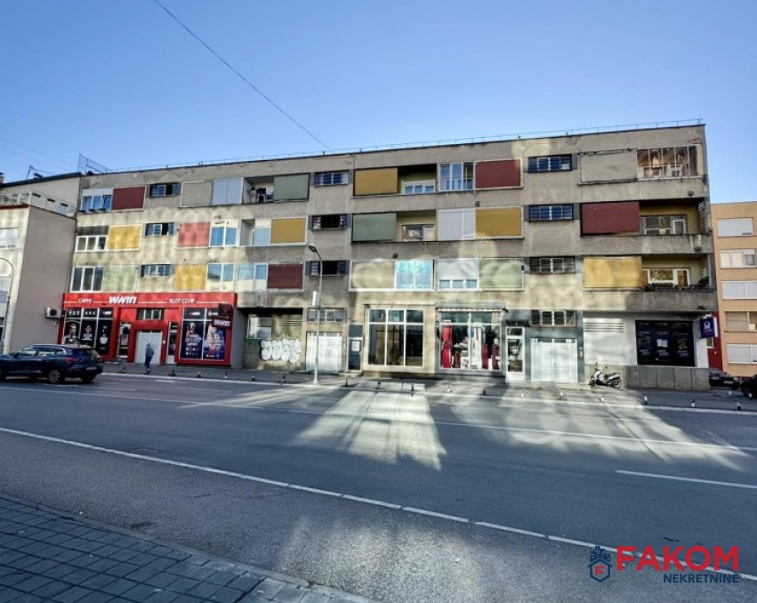 Iznajmljuje se kancelarijski prostor u Centru grada