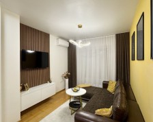 Iznajmljuje se moderan dvosoban stan u podnožju Starčevice