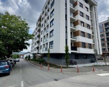 Iznajmljuje se djelimično namješten stan, naselje Panorama
