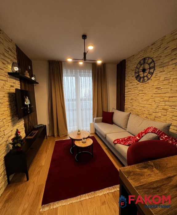 Na prodaju kompletno namješten i nov apartman na Jahorini