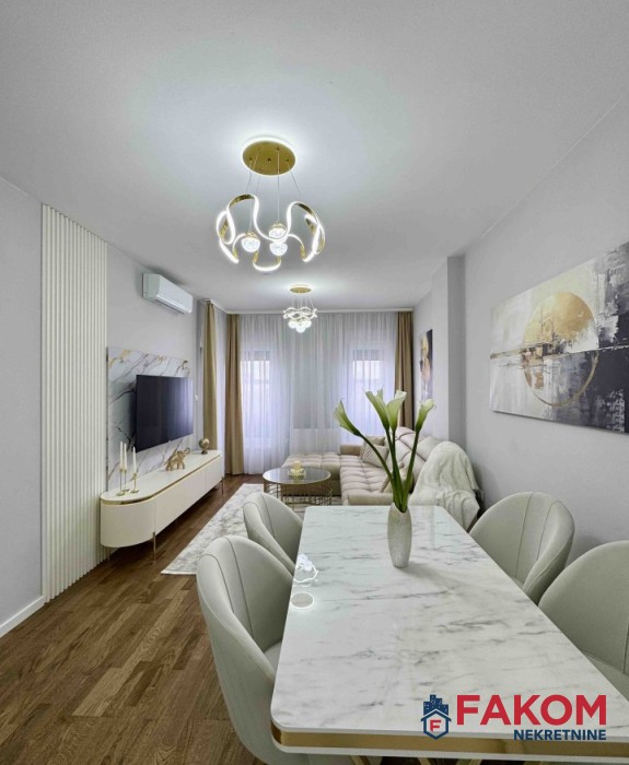 Iznajmljuje se moderan dvosoban stan, naselje Budzak