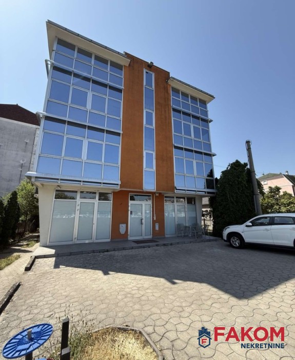 Iznajmljujemo kancelarijski prostor, naselje Borik