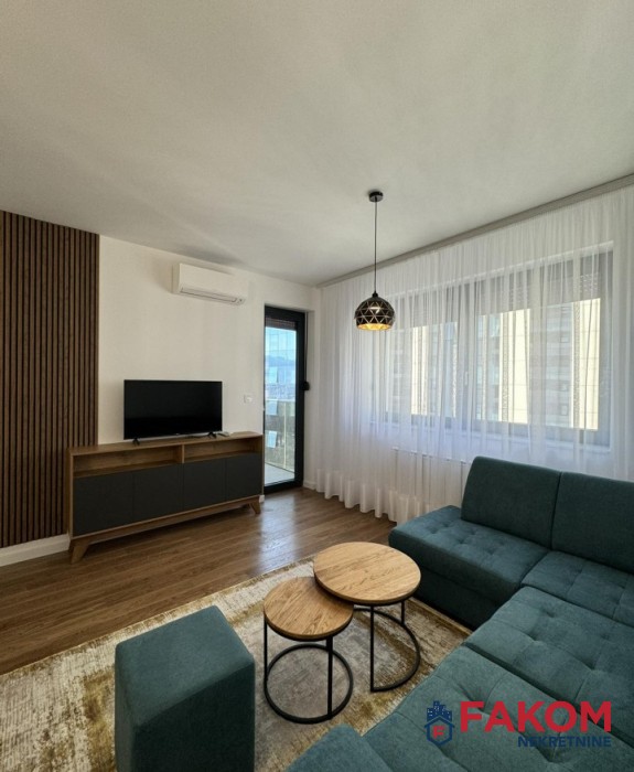 Iznajmljujemo nov i moderno namješten dvosoban stan, naselje Nova Varoš