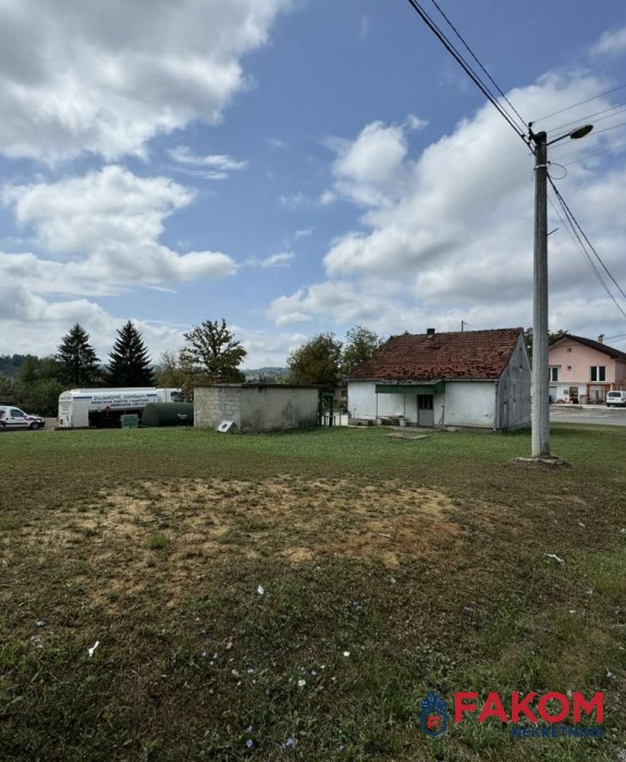 Na prodaju kuća sa zemljištem ukupne površine 3959m2, Ramići
