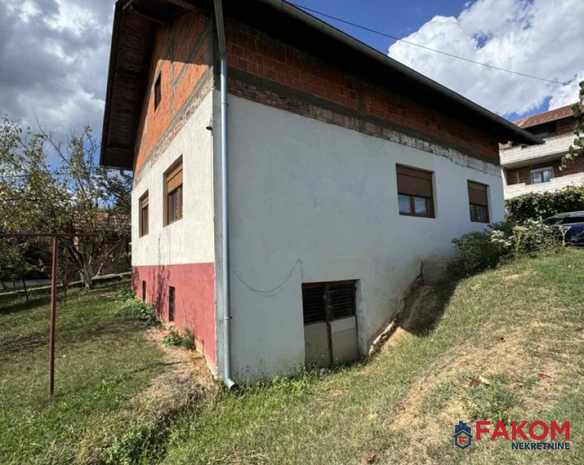 Na prodaju kuća u prigradskom naselju Ramići