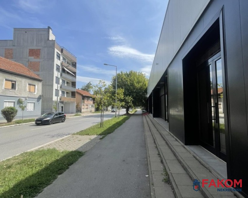 Iznajmljuje se poslovni prostor u centru grada