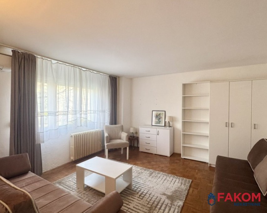 Iznajmljuje se jednosoban stan, naselje Starčevica